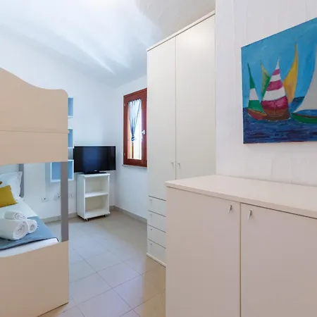 Holiday home Porto Pino, Garden And Pool