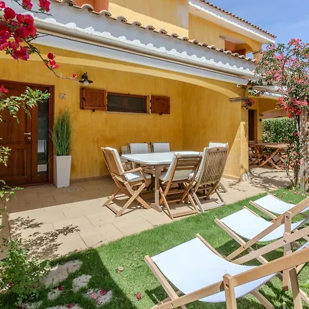 Porto Pino, Garden And Pool Southsardiniaholidays * SantʼAnna Arresi