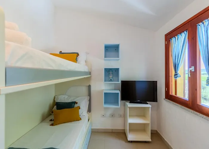 Porto Pino, Garden And Pool Southsardiniaholidays * SantʼAnna Arresi