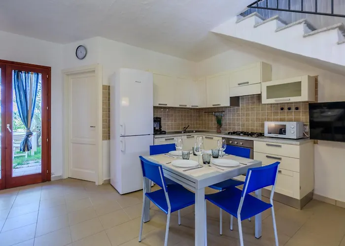 Porto Pino, Garden And Pool Southsardiniaholidays * SantʼAnna Arresi