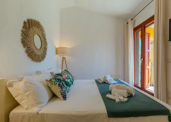 Сasa de vacaciones Porto Pino, Garden And Pool Southsardiniaholidays SantʼAnna Arresi