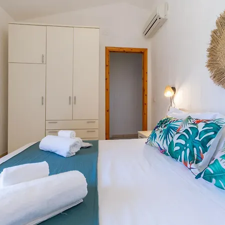 Porto Pino, Garden And Pool Southsardiniaholidays *